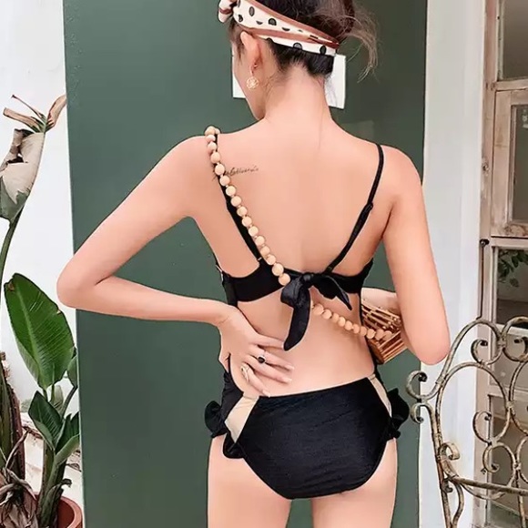 SWIMSUIT - Picture 5 of 9